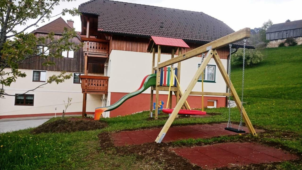 Ferienhof Gindl Und Gaestehaus Gindl Tauplitz Kültér fotó